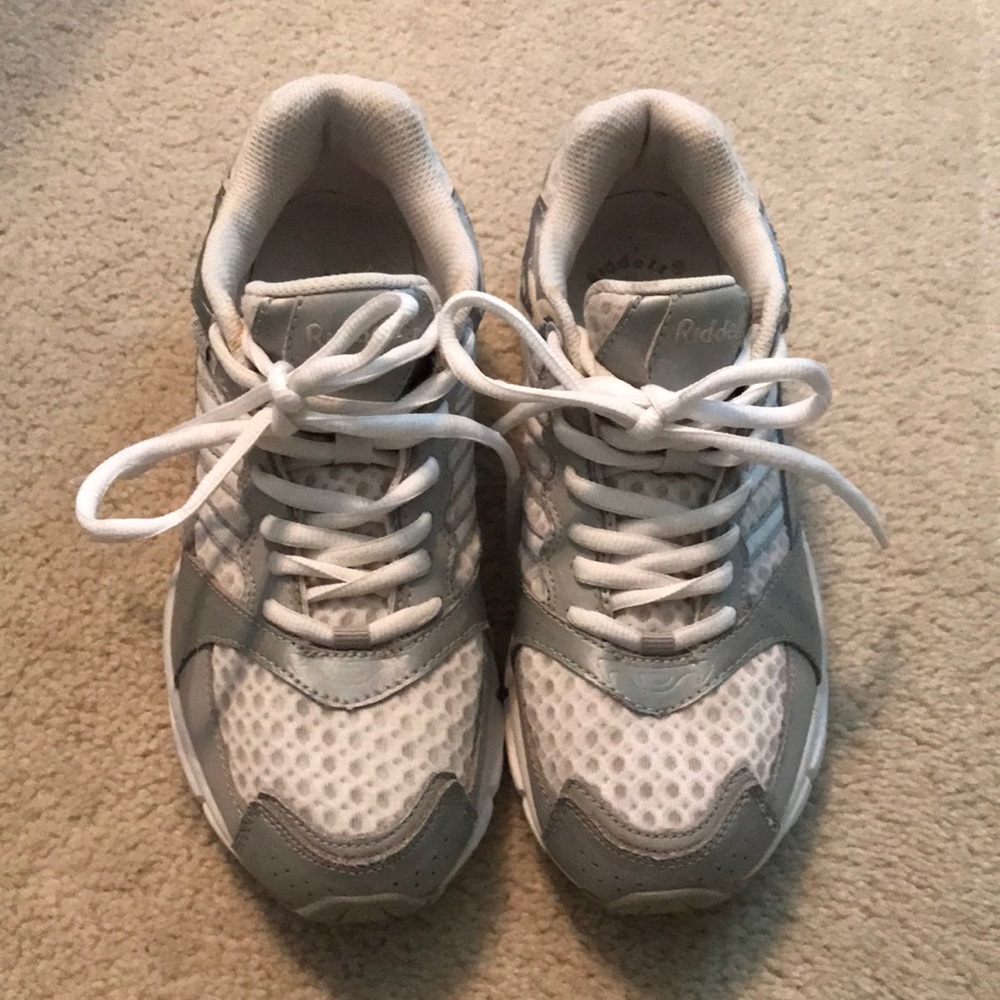 Riddell white sneakers